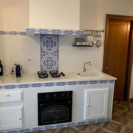 Palazzo Primitivo Casa Vacanze Appartamento Manduria Luaran gambar