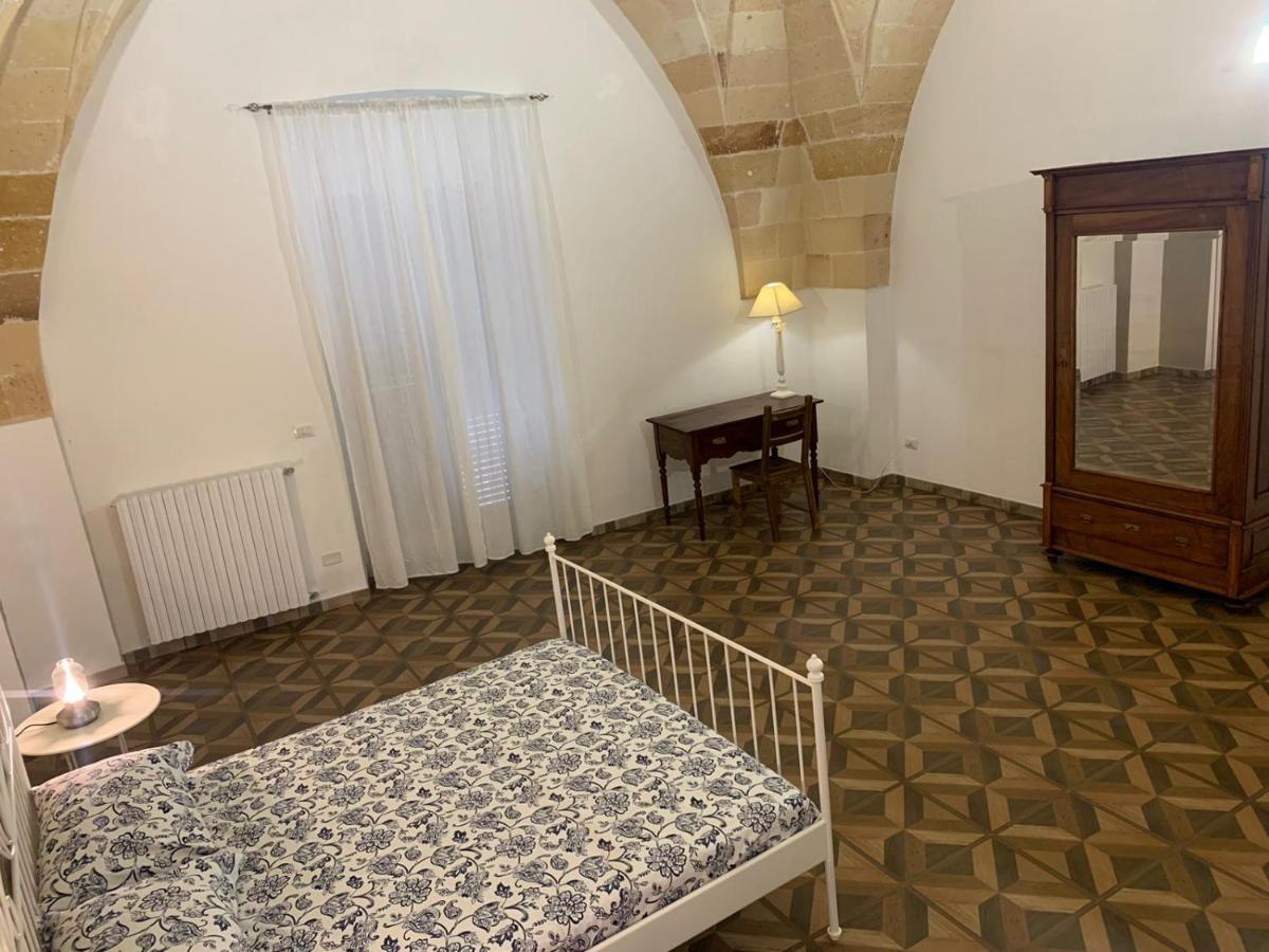 Palazzo Primitivo Casa Vacanze Appartamento Manduria Luaran gambar
